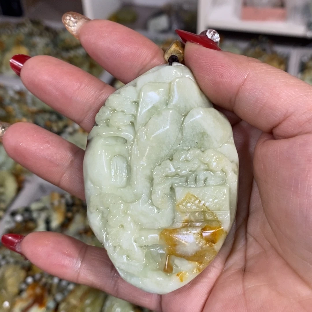 蛇纹石玉颈饰未镶嵌