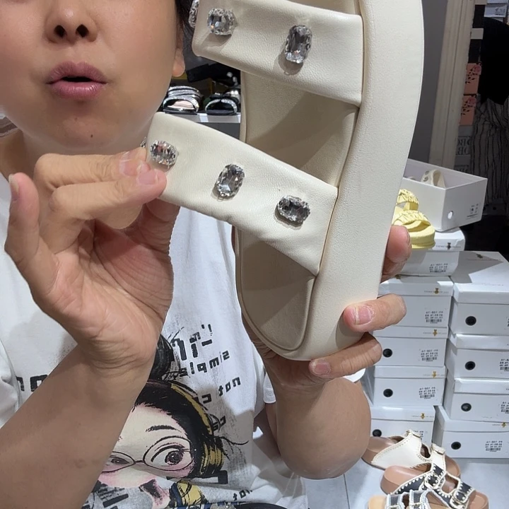 用***9包头凉鞋1008白35白