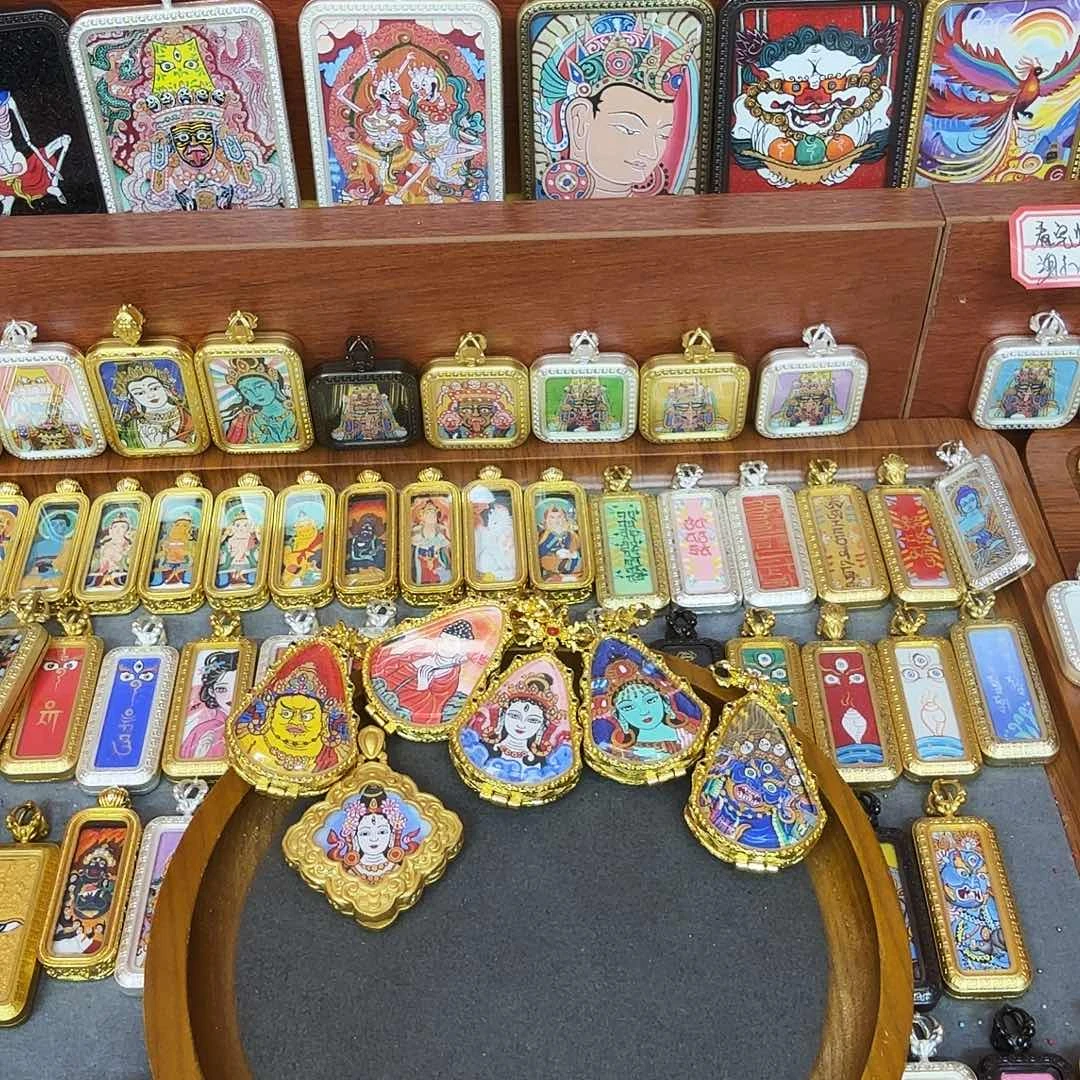 ****.吊坠十三纯手绘1.3小九唐卡