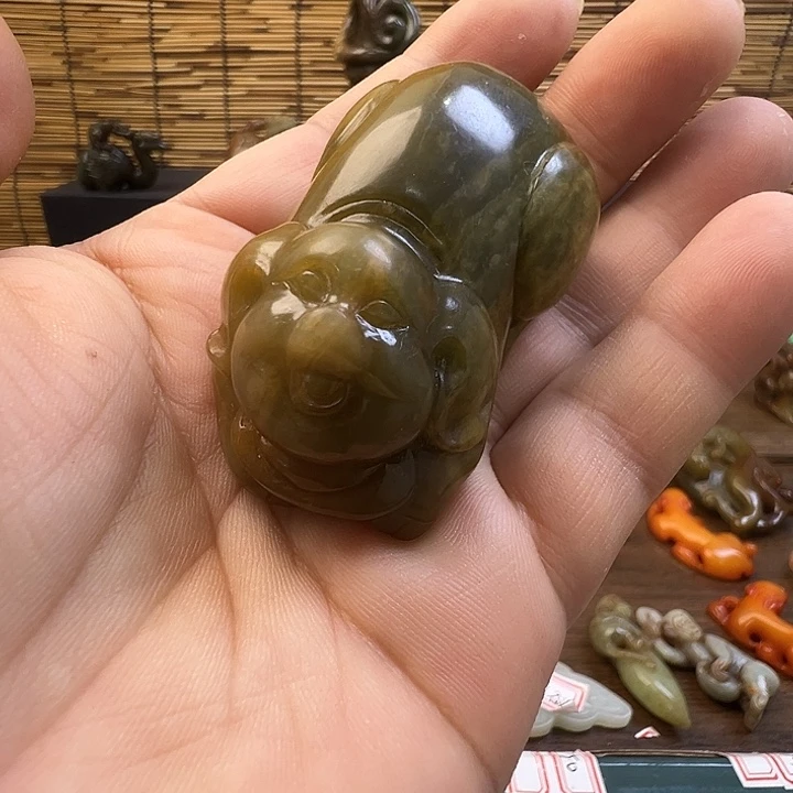 未镶嵌和田玉（糖玉）挂件