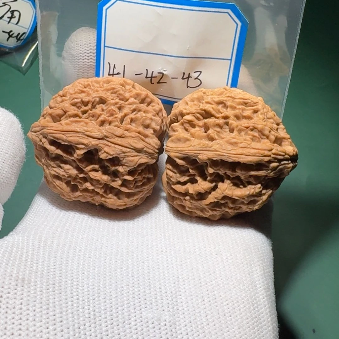 s***a文玩核桃吊坠15号s高炮