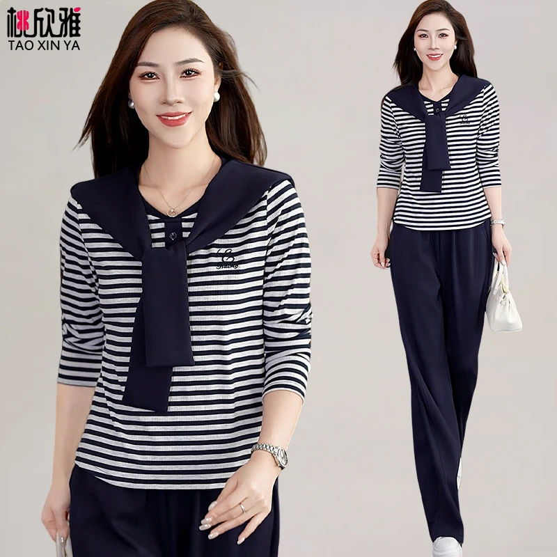 年轻妈妈秋装套装2025新款中老年休闲运动服女春秋条纹上衣两件套