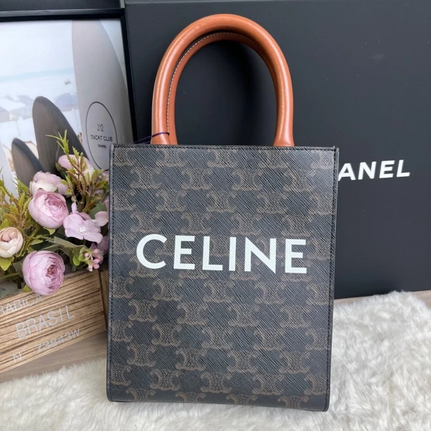 99新 Celine/思琳 赛琳老花琴谱包