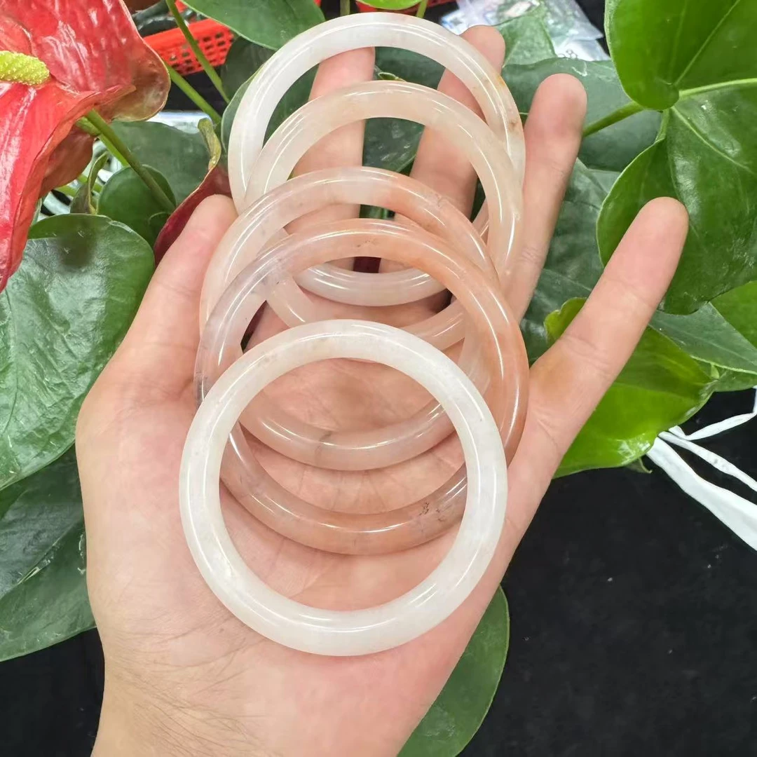 D057 天然桃花酿圆条手镯 拍一发一多样性发其一