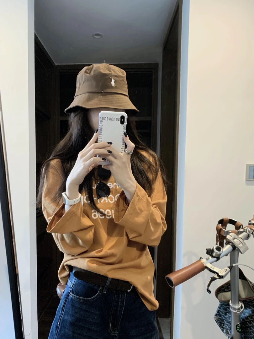 韩系时尚字母印花长袖T恤女2025秋季美式圆领宽松上衣直筒牛仔裤