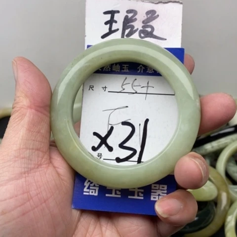 未镶嵌蛇纹石玉手镯