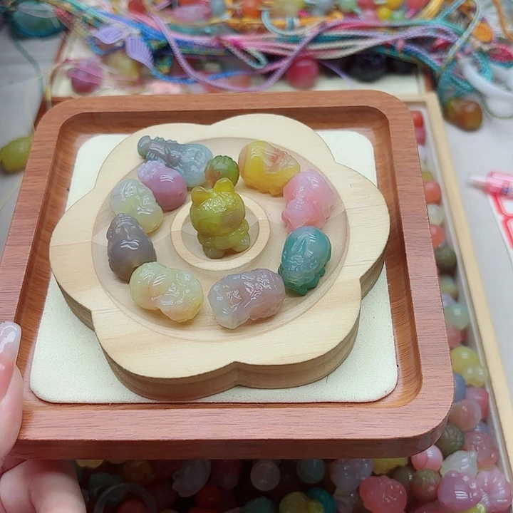 快***琳玛瑙/玉髓未镶嵌手链盐源18
