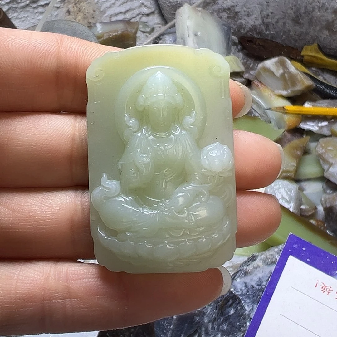 跟***呢和田玉（糖玉）未镶嵌颈饰