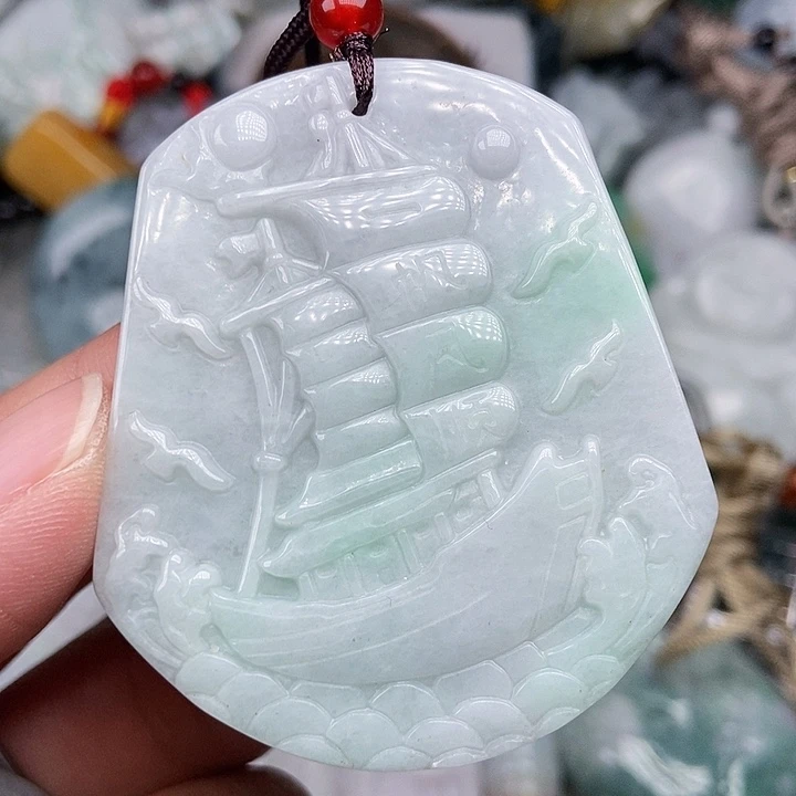 颈饰未镶嵌翡翠翡翠