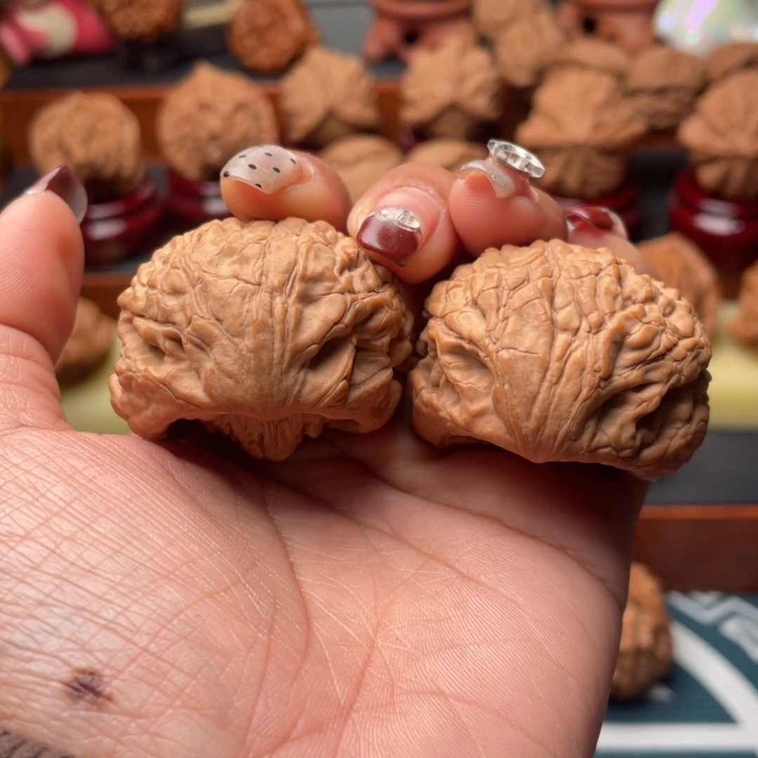 【闪购商品】文玩核桃把件爱**久蛇头