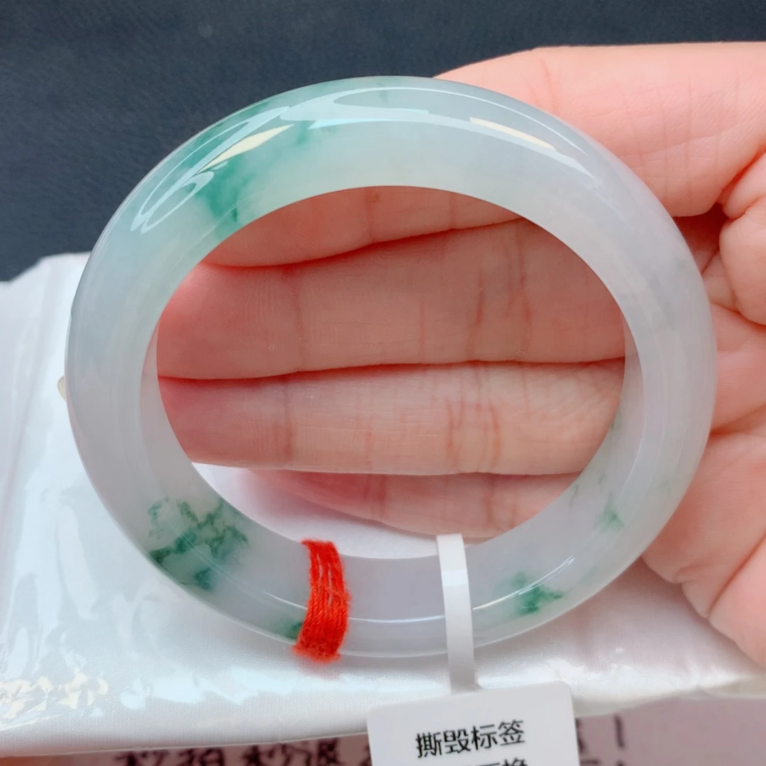 翡翠未镶嵌手镯53圈 白冰飘绿花胶润感