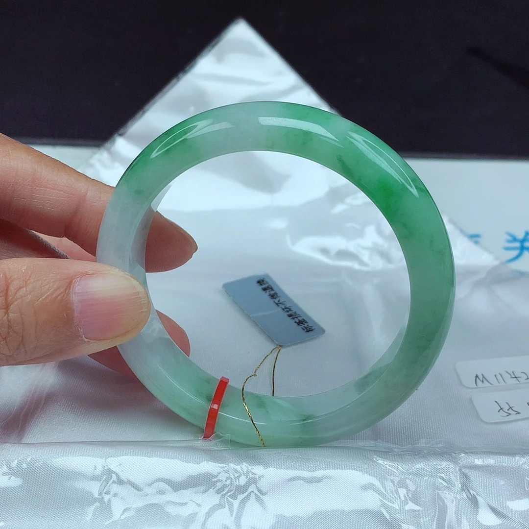 翡翠未镶嵌手镯55圈4210