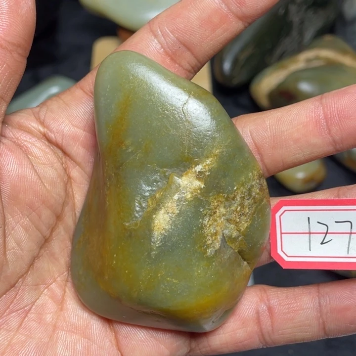 颈饰未镶嵌和田玉127