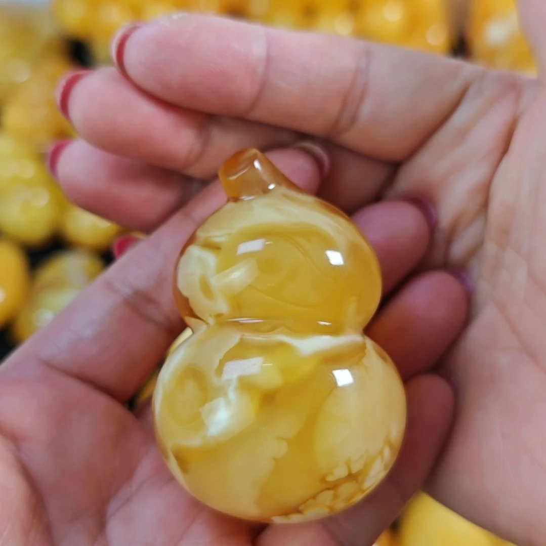 蜜蜡吊坠(赠链)未镶嵌