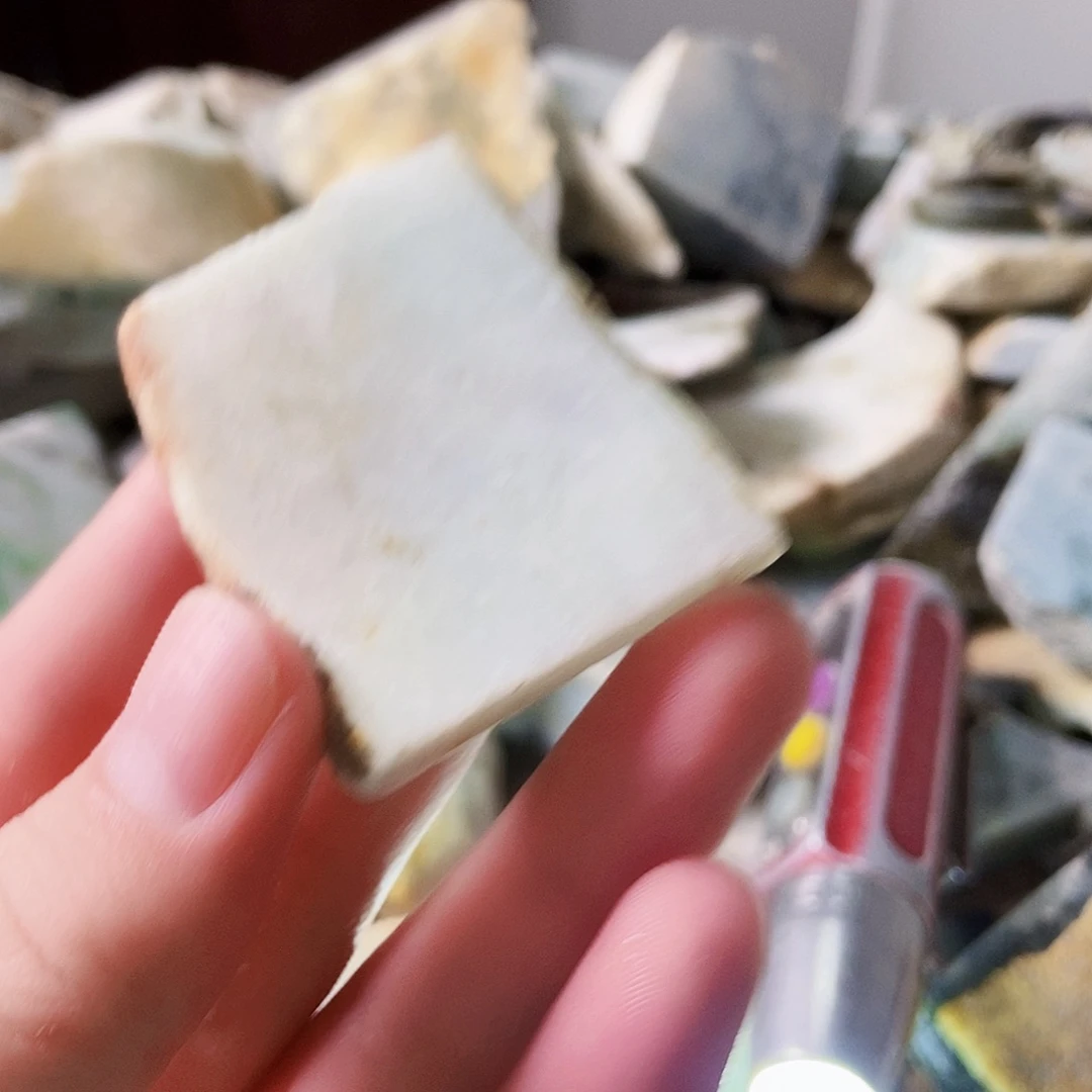 翡翠未镶嵌颈饰天然翡翠