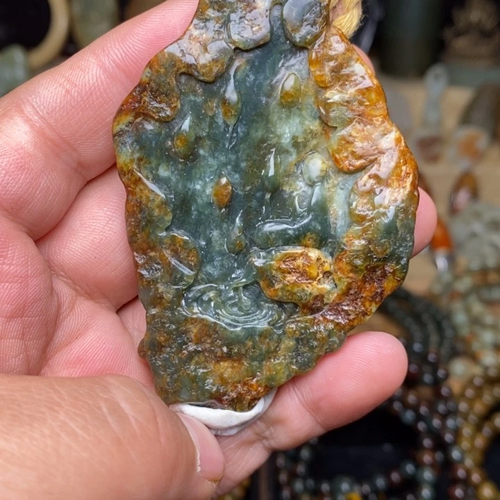岫岩河磨玉（透闪石质玉）未镶嵌颈饰