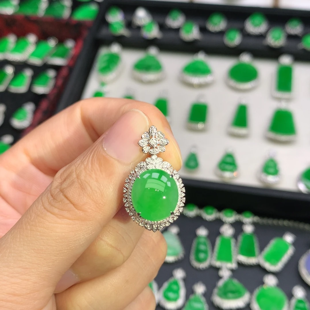 翡翠18K金镶嵌吊坠(不含链)
