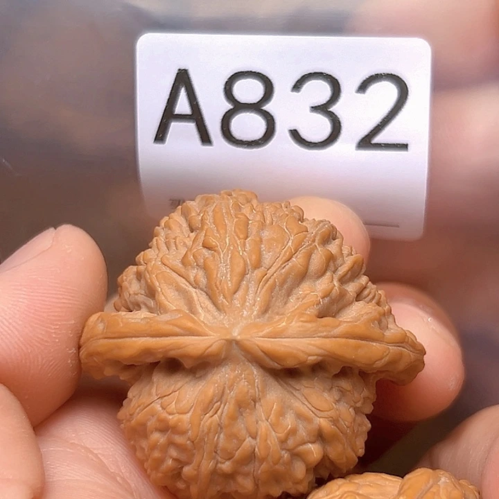 吊坠文玩核桃42白狮子
