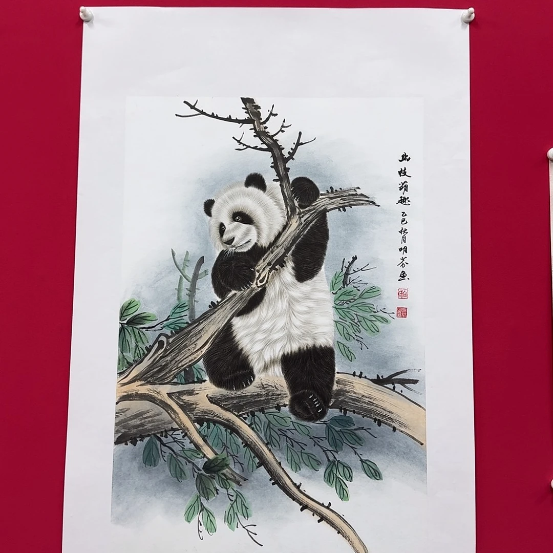 国画向明芬熊猫作品