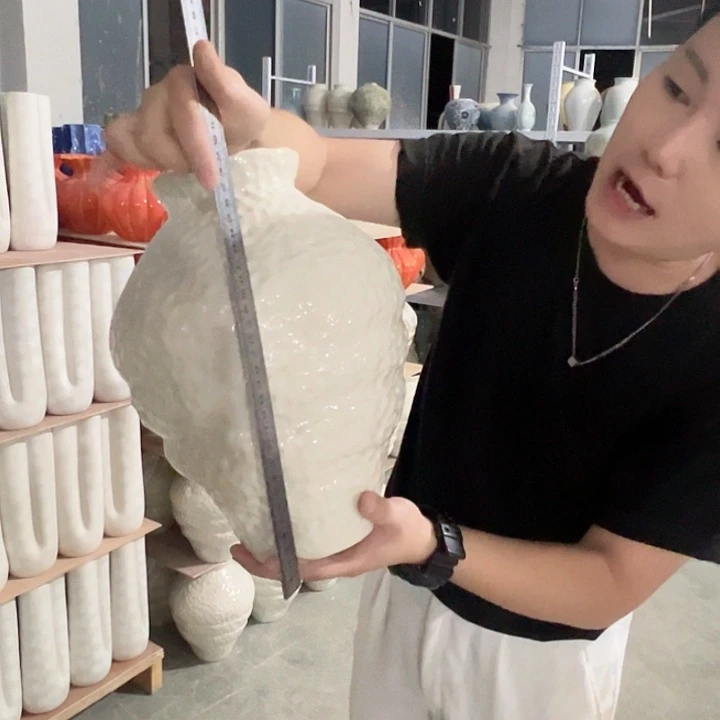 景德镇陶瓷花瓶微瑕介意勿拍