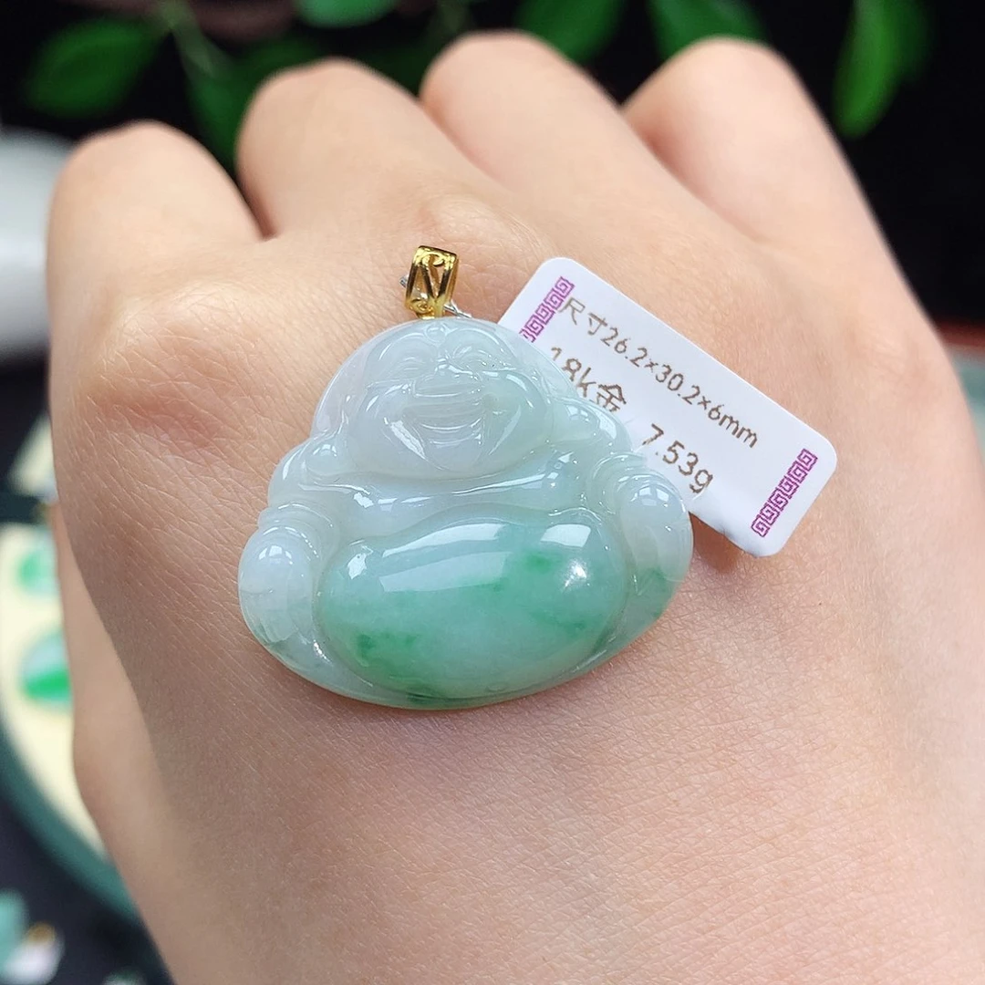 翡翠18K金镶嵌颈饰佛公