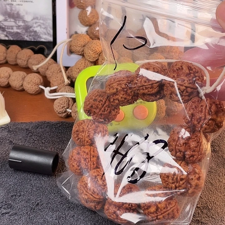 A***7吊坠金刚菩提10呜呜呜