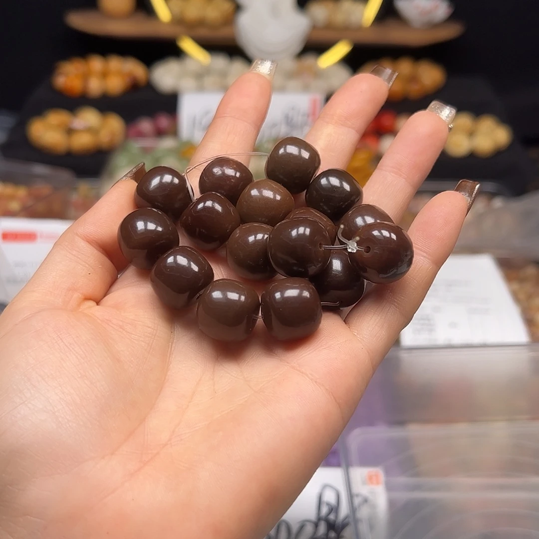 菩提根/象牙果手串微瑕16老料咖桶1条