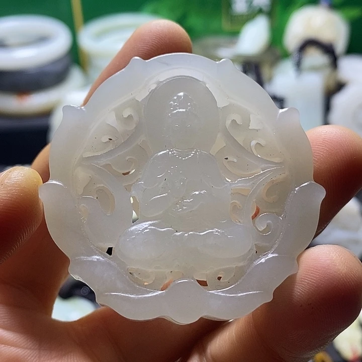 和田玉未镶嵌挂件