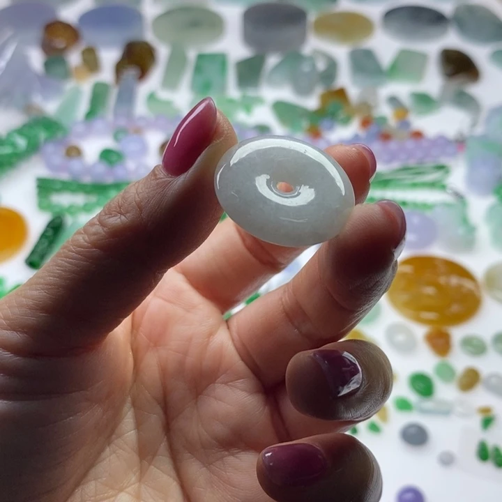 翡翠未镶嵌挂件天然翡翠