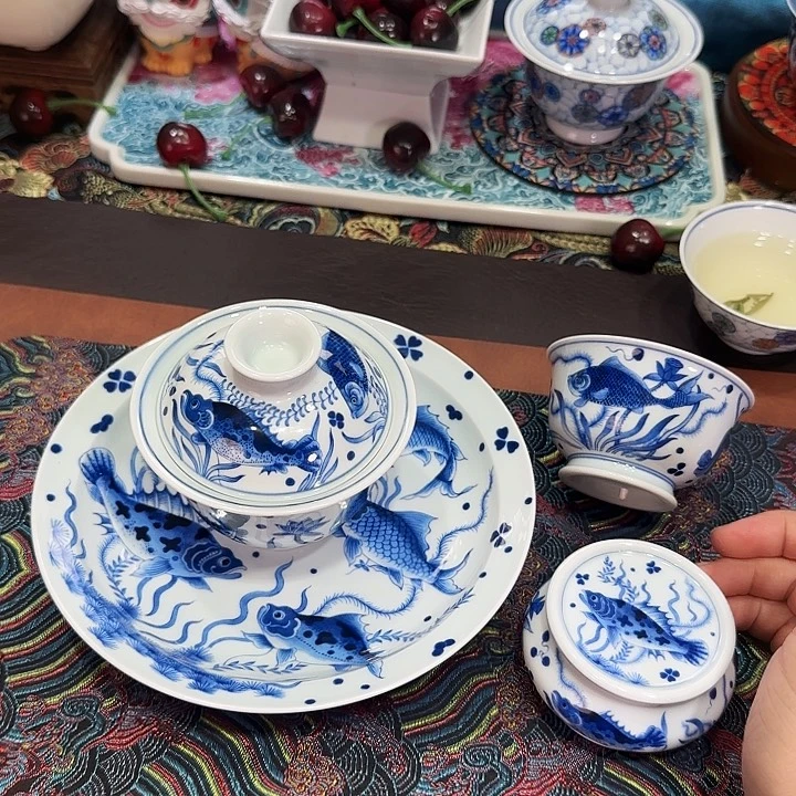 24688668768857868968889