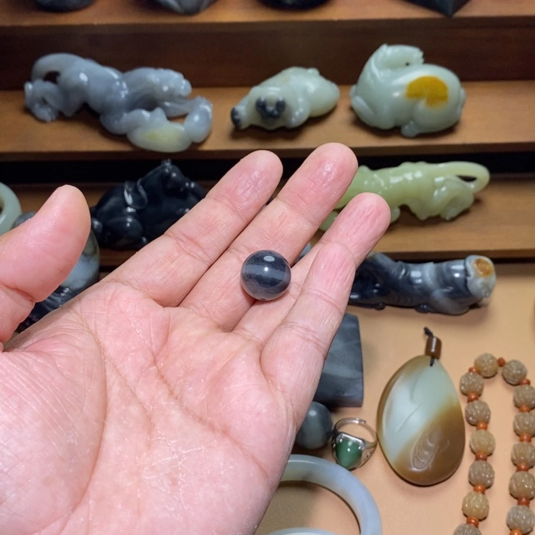 未镶嵌和田玉挂件永**峰