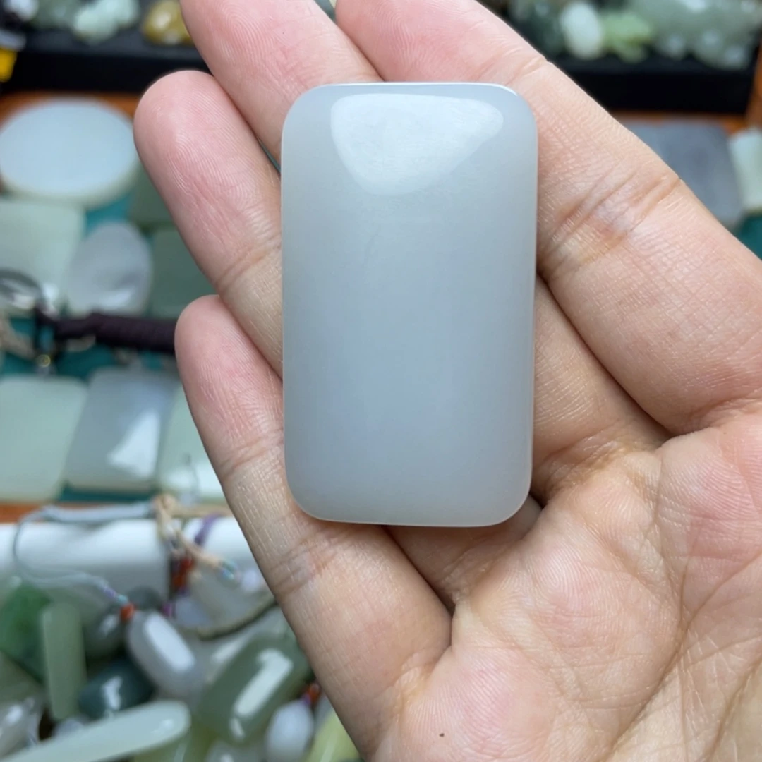 【闪购商品】和田玉未镶嵌颈饰路*甲