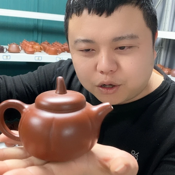 紫砂茶壶是谁的复古风