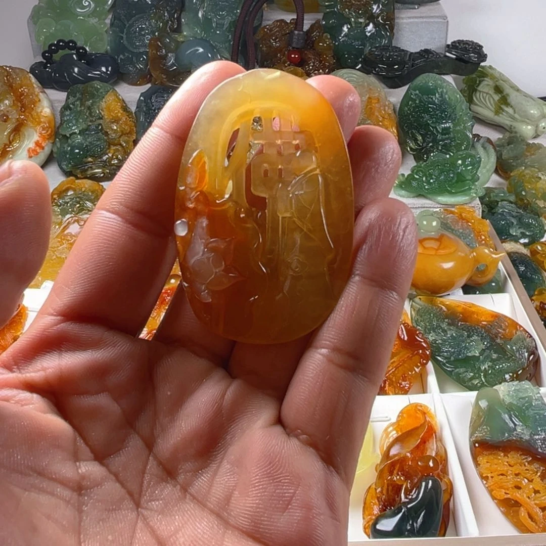 为***檬蛇纹石玉未镶嵌颈饰