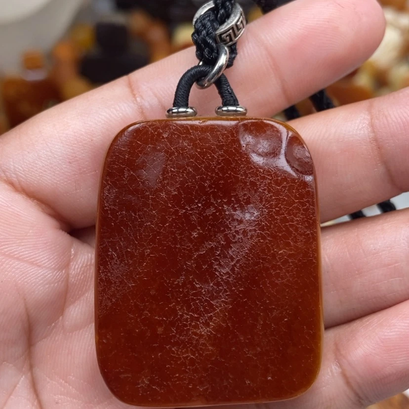 【闪购商品】未镶嵌颈饰琥珀