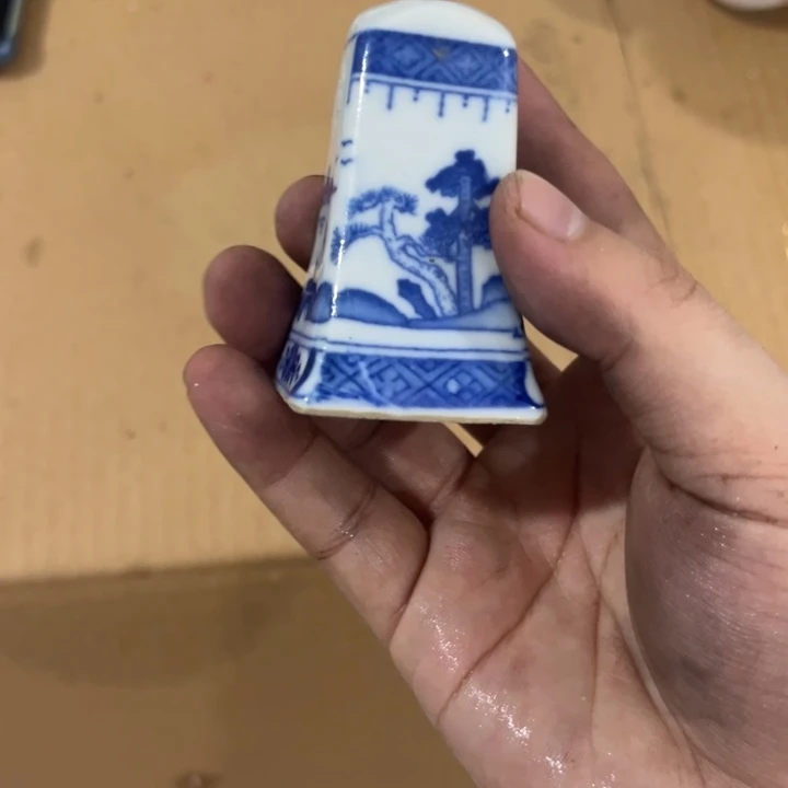 猎***1一份电工和回复德华好