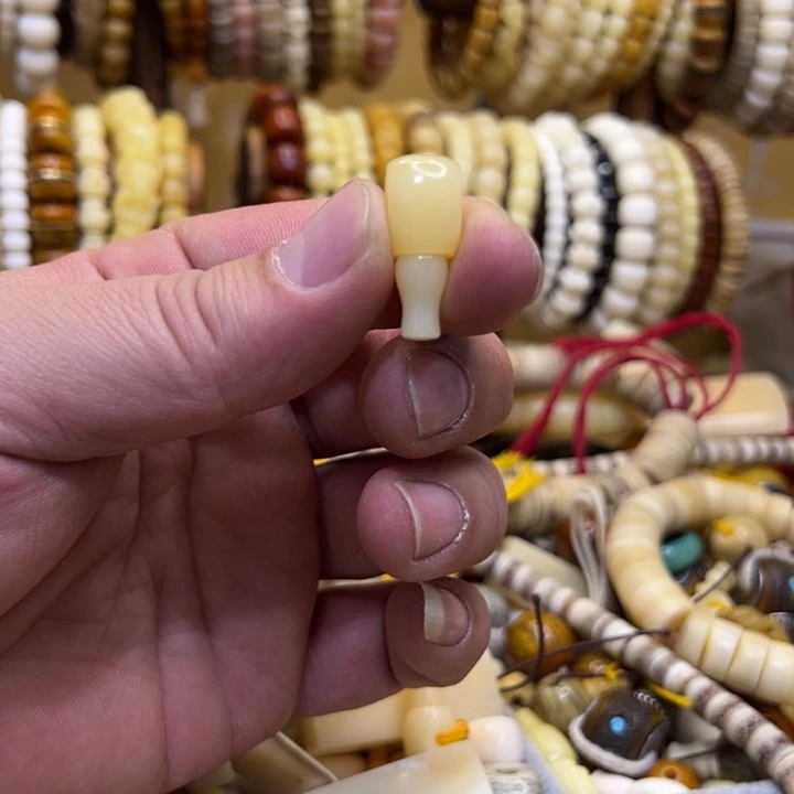 須***歡驼骨手串/手链直径11