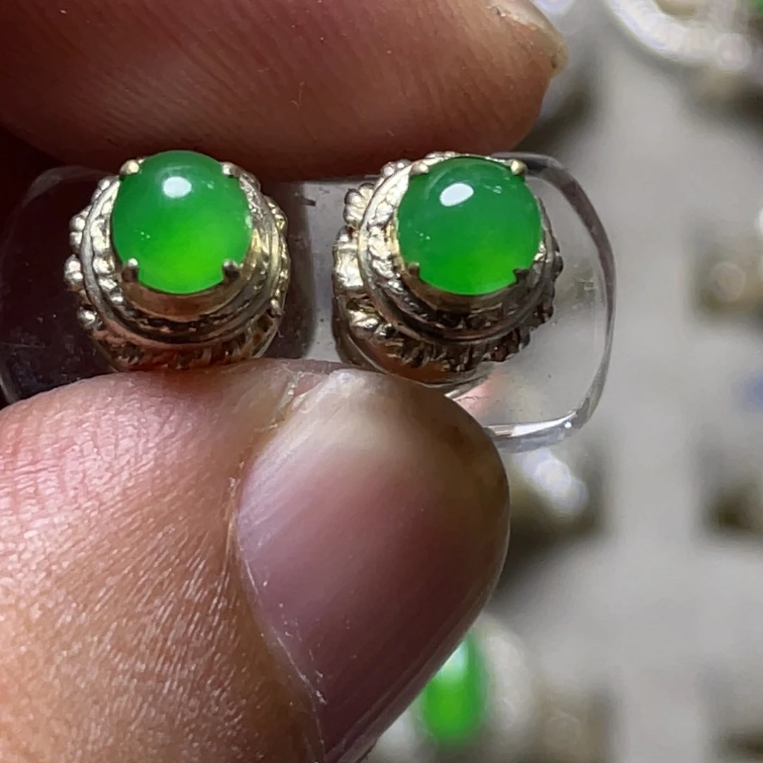 未镶嵌定制翡翠耳钉