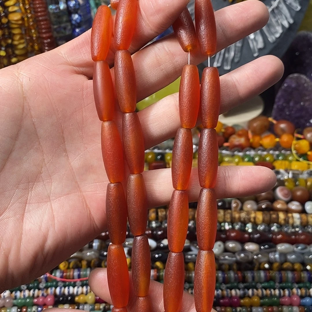 石英质玉未镶嵌，橘皮老玛瑙天珠10×30mm，