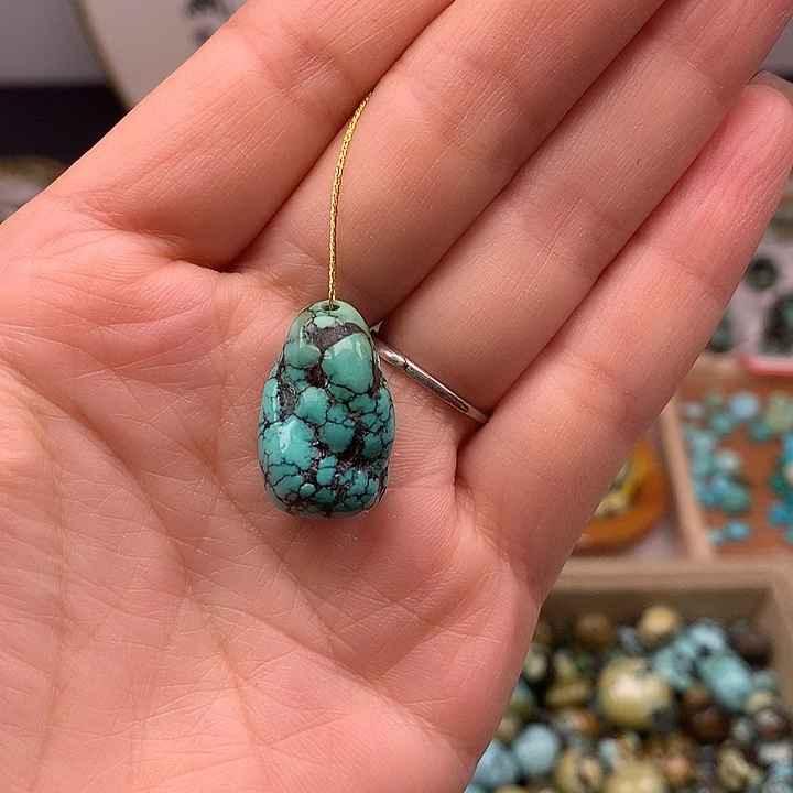 绿松石未镶嵌扣子