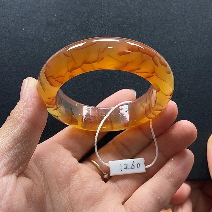 玛瑙/玉髓未镶嵌手镯50.1龙纹