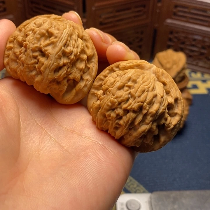文玩核桃把件白狮子45