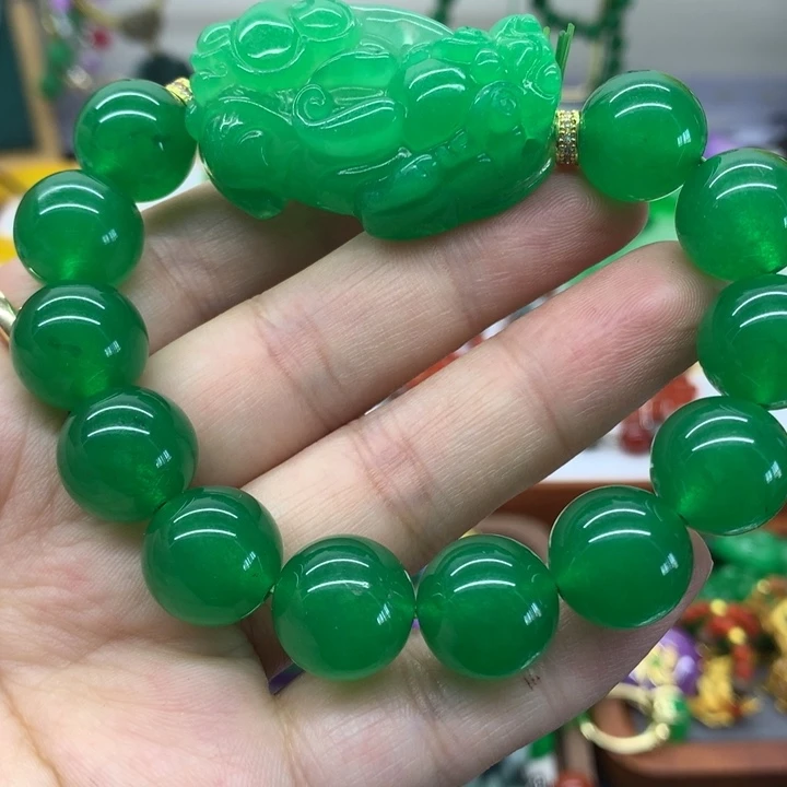 颈饰未镶嵌翡翠吊坠