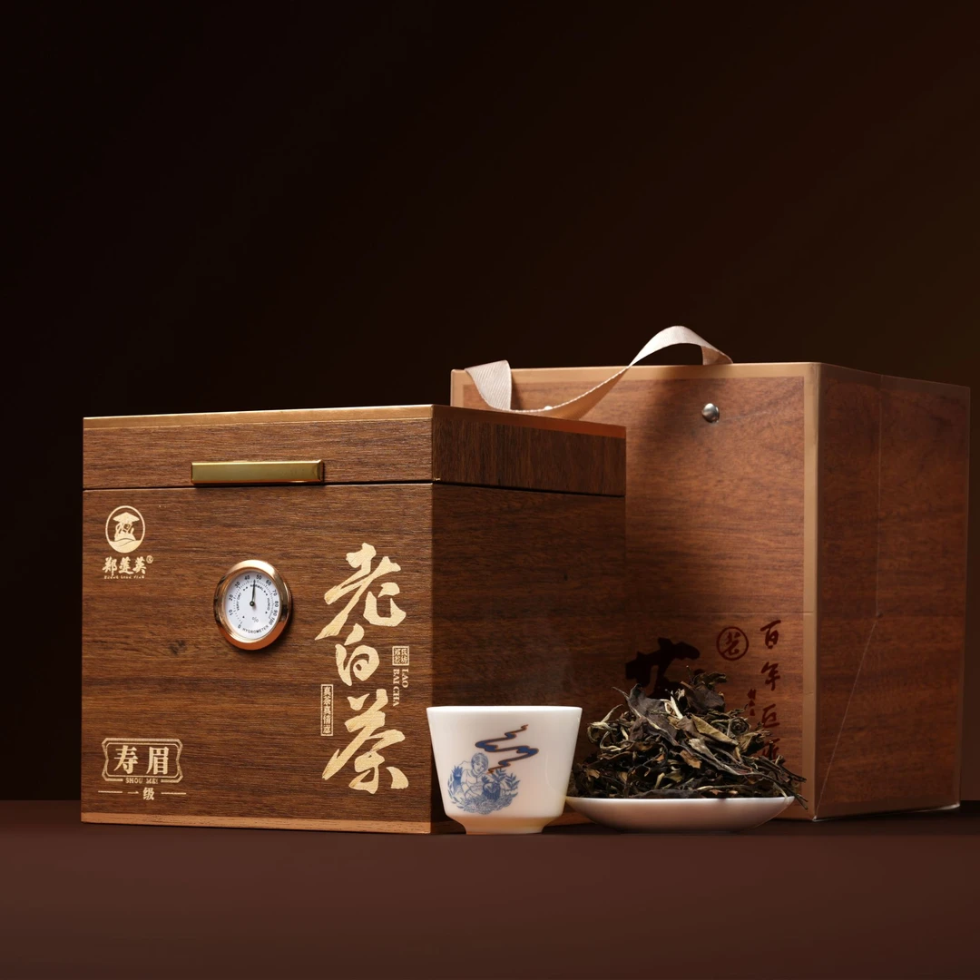 郑莲英 2012年待知音 自然核心产地区福鼎老白茶200g