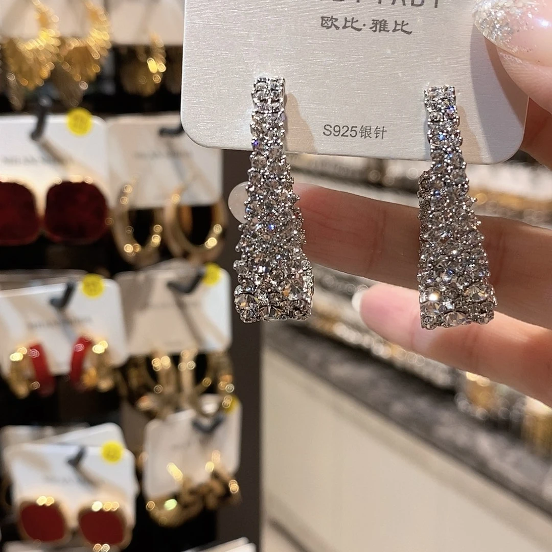 铜合金925银U形锆石银色