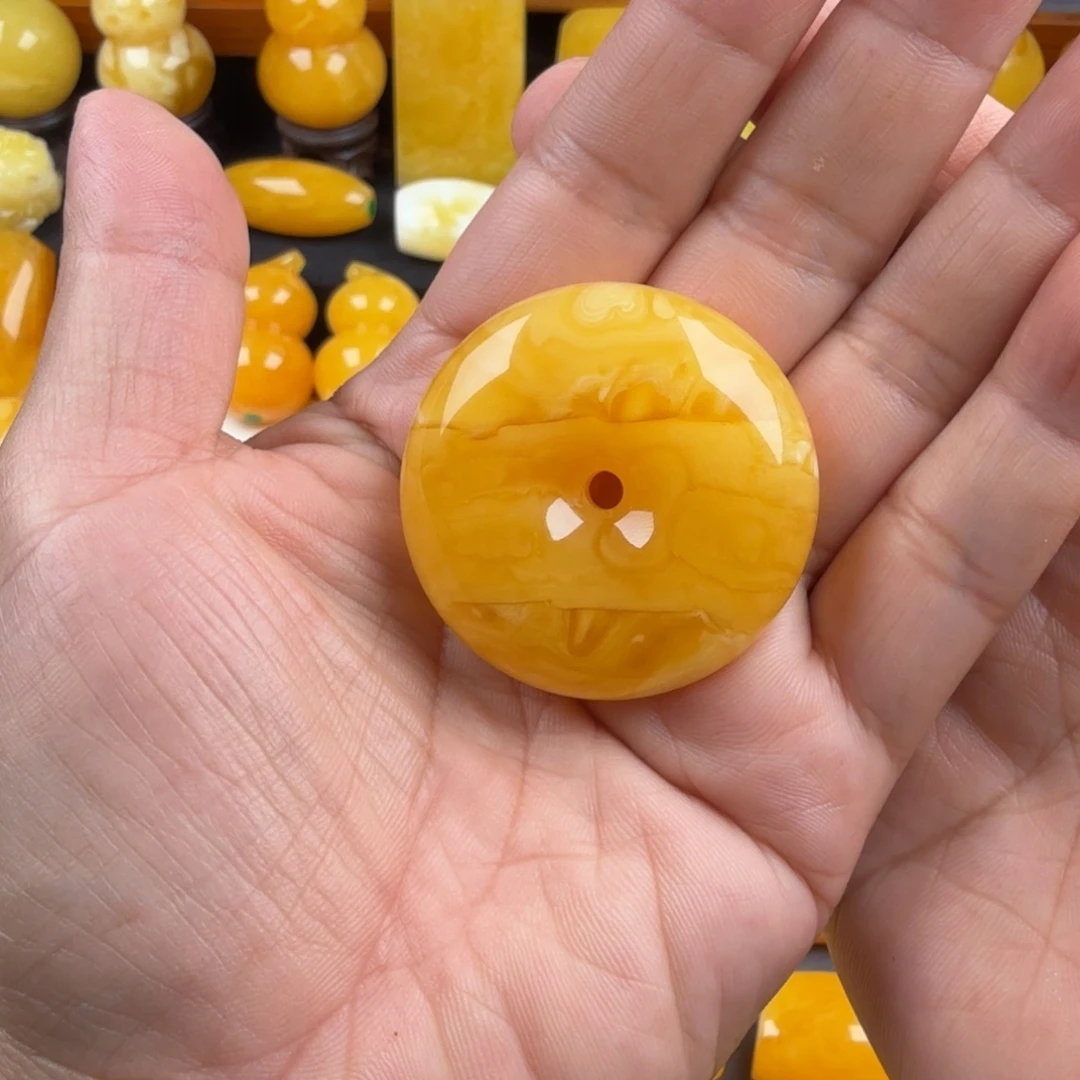 琥珀未镶嵌颈饰纯天然琥珀蜜蜡