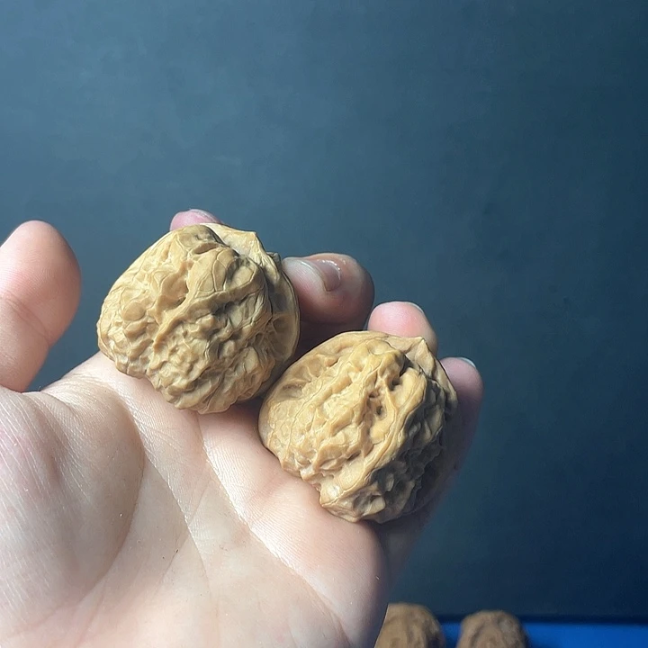 文玩核桃吊坠用****4蛤蟆。19.9