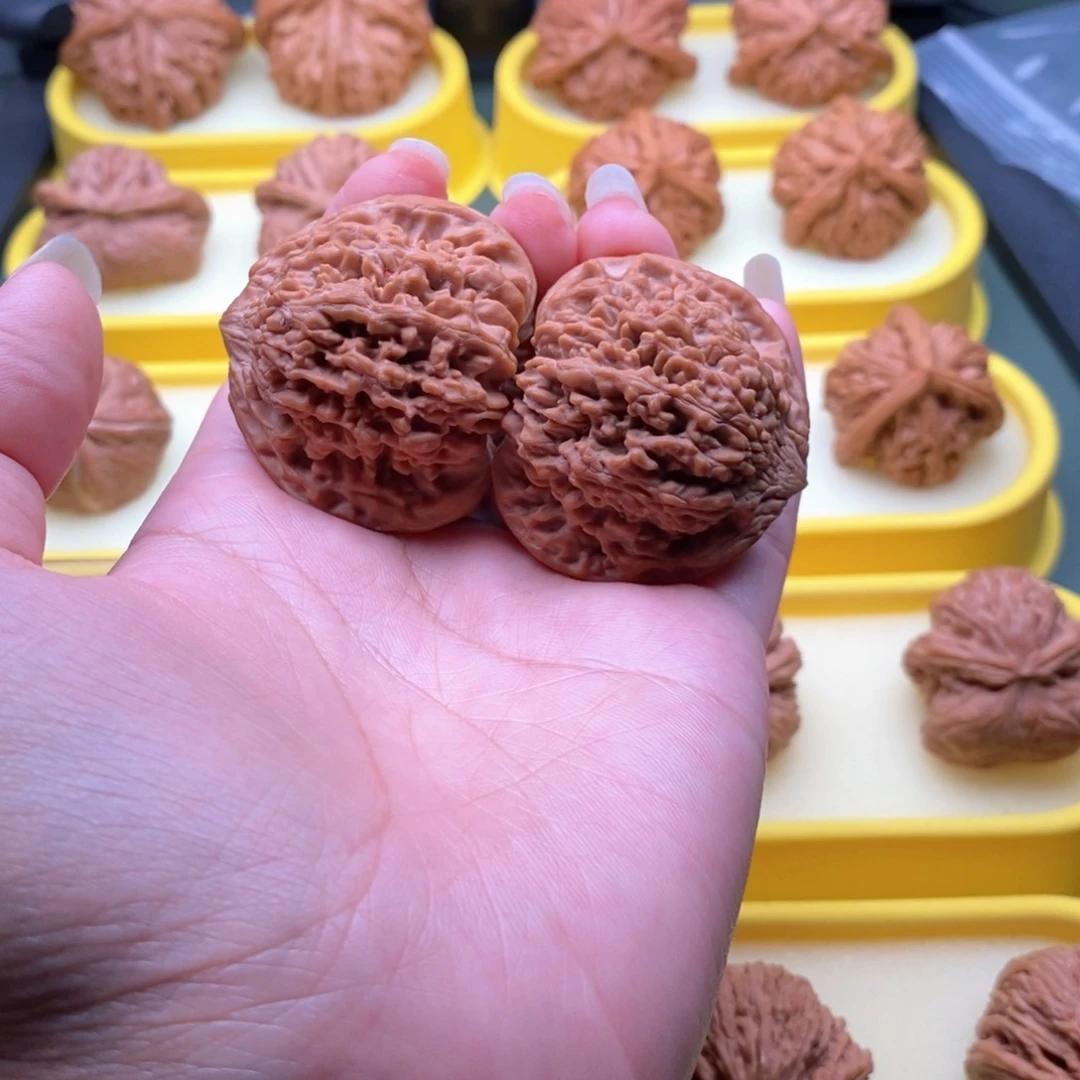 文玩核桃吊坠满天星