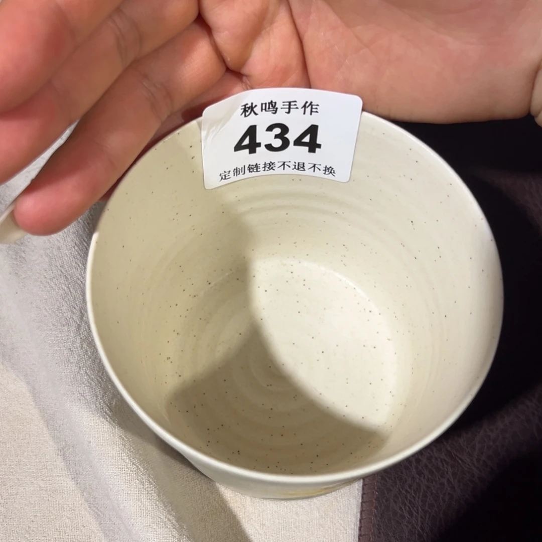 L***梁434 哈哈哈哈哈哈哈哈哈