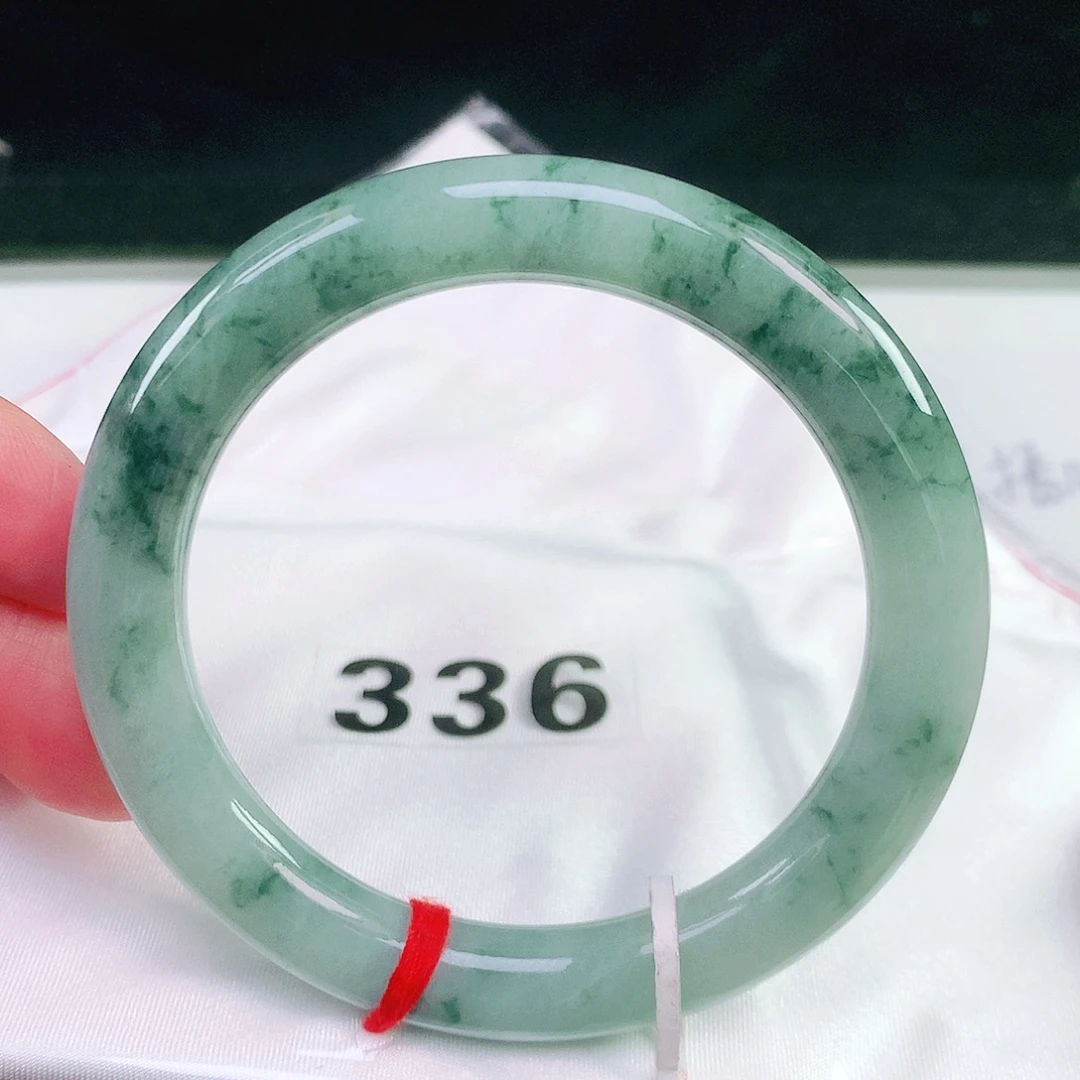 未镶嵌手镯（圆镯）翡翠336